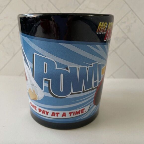 Mr. Incredible The Incredibles Slanted Mug Disney Store Vintage - Picture 4 of 7